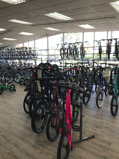 Bicycle Store «Fullerton Bicycles», reviews and photos, 424 E Commonwealth Ave, Fullerton, CA 92832, USA