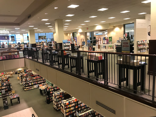 Book Store «Barnes & Noble», reviews and photos, 100 Greyrock Pl, Stamford, CT 06901, USA