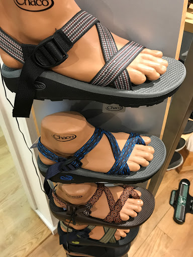 Outdoor Sports Store «Clear Water Outdoor - Lake Geneva», reviews and photos, 744 W Main St, Lake Geneva, WI 53147, USA