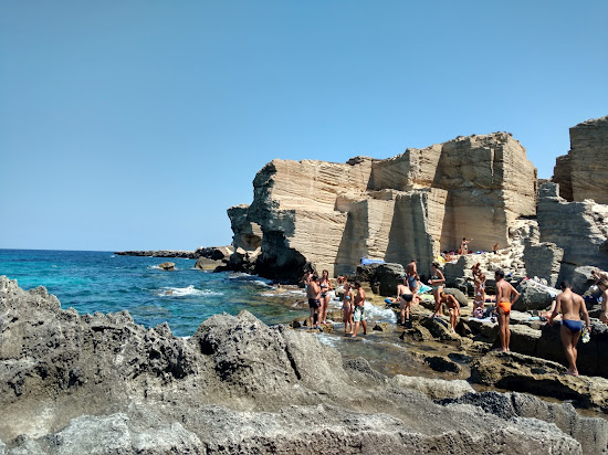 Spiaggia di Cala Rossa