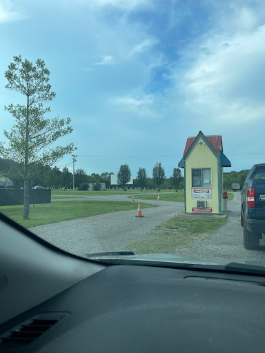 Drive-in Movie Theater «Stardust Drive In Theatre», reviews and photos, 310 Purple Tiger Dr, Watertown, TN 37184, USA