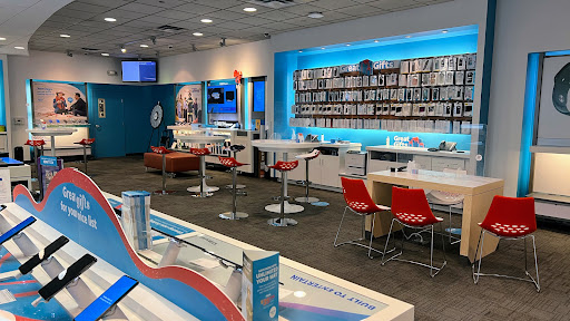 Cell Phone Store «AT&T», reviews and photos, 241 Exton Square Pkwy, Exton, PA 19341, USA