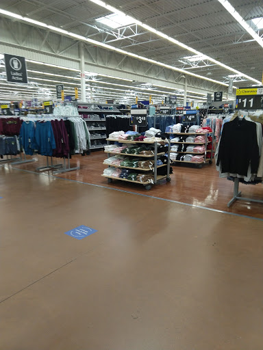 Department Store «Walmart Supercenter», reviews and photos, 27931 Kelly Johnson Pkwy, Santa Clarita, CA 91355, USA