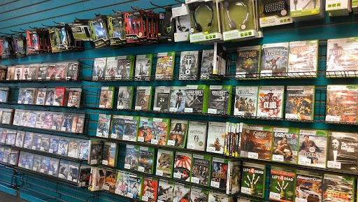 Video Game Store «Voltage Video Games», reviews and photos, 122 E Seneca St, Manlius, NY 13104, USA