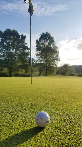 Golf Club «Oak Shadows Golf Club», reviews and photos, 1063 Oak Shadows Dr NE, New Philadelphia, OH 44663, USA