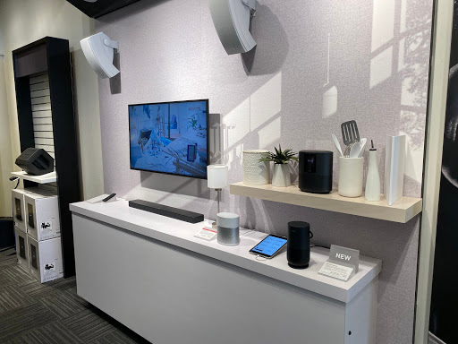 Home Audio Store «Bose Showcase Store», reviews and photos, 145 Stanford Shopping Center, Palo Alto, CA 94304, USA