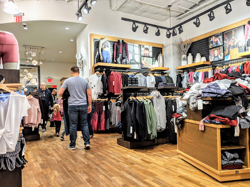 Sportswear Store «lululemon», reviews and photos, 2905 E Skyline Dr #255, Tucson, AZ 85718, USA