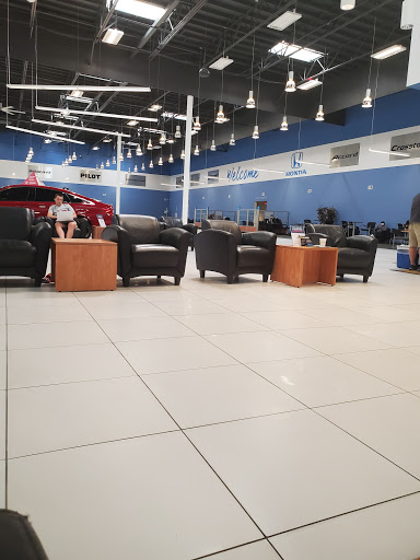 Honda Dealer «AutoNation Honda Renton», reviews and photos, 3701 E Valley Rd, Renton, WA 98057, USA