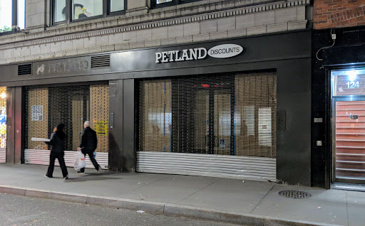 Pet Supply Store «Petland Discounts - Nassau Street», reviews and photos, 132 Nassau St, New York, NY 10038, USA