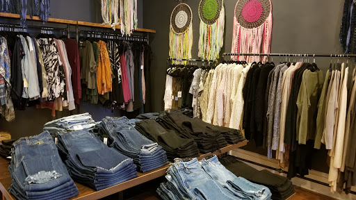 Boutique «Sisters», reviews and photos, 23 Broadway, Denville, NJ 07834, USA