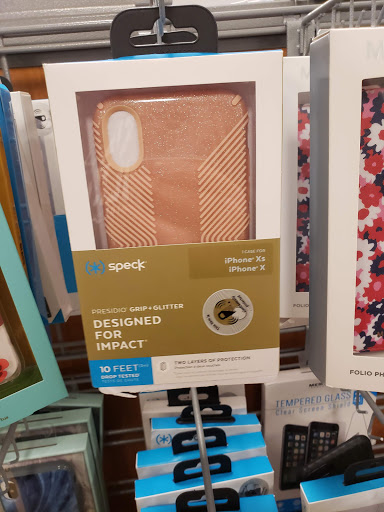 Department Store «T.J. Maxx», reviews and photos, 37055 Groesbeck Hwy, Charter Twp of Clinton, MI 48036, USA