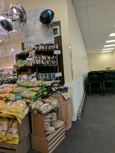 Grocery Store «Lowes Foods on Louisburg Road», reviews and photos, 8440 Louisburg Rd #110, Raleigh, NC 27616, USA