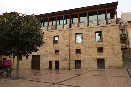 Biblioteca Municipal de Haro C. San Martín, 1, 26200 Haro, La Rioja, España
