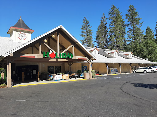 Grocery Store «Holiday Market», reviews and photos, 16981 Placer Hills Rd # A8, Meadow Vista, CA 95722, USA