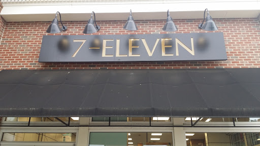 7-Eleven, 6160 Town Center Way, Livingston, NJ 07039, USA, 