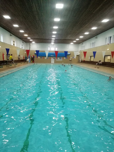 Swimming activities for pregnant women in Nottingham