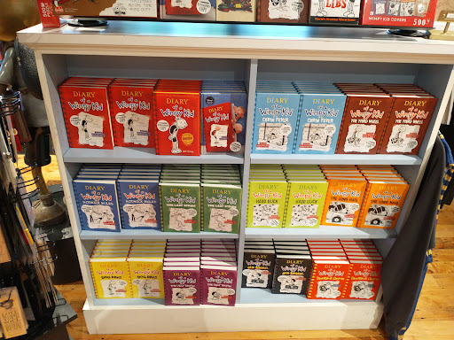 Book Store «An Unlikely Story», reviews and photos, 111 South St, Plainville, MA 02762, USA