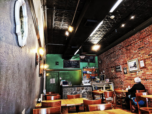 Restaurant «Between the Bread Cafe & Caterer», reviews and photos, 188 Spring St, Newton, NJ 07860, USA