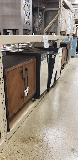 Home Goods Store «At Home», reviews and photos, 1325 N Meacham Rd, Schaumburg, IL 60173, USA