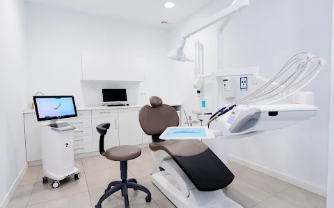 Dental Clinic - Dental implants Cleardent Salobrena image