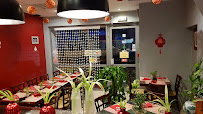 Atmosphère du Restaurant de sushis Mon Coin d'Asie - Les nems ont du sushi à se faire... à Agen - n°8