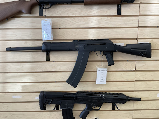 Gun Shop «Gun Outlet & Pawn», reviews and photos, 5115 N Tryon St, Charlotte, NC 28213, USA