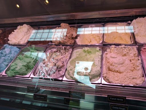 Ice Cream Shop «Cold Stone Creamery», reviews and photos, 6 Broadway, Lynbrook, NY 11563, USA