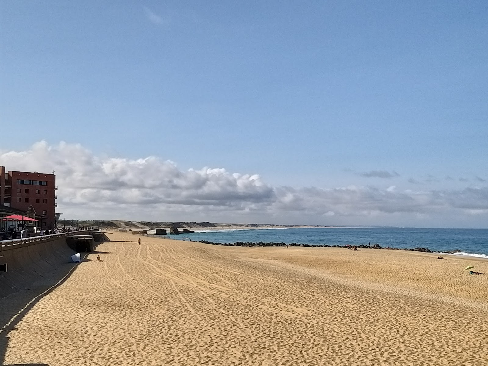 Foto van Plage de la Savane met helder zand oppervlakte