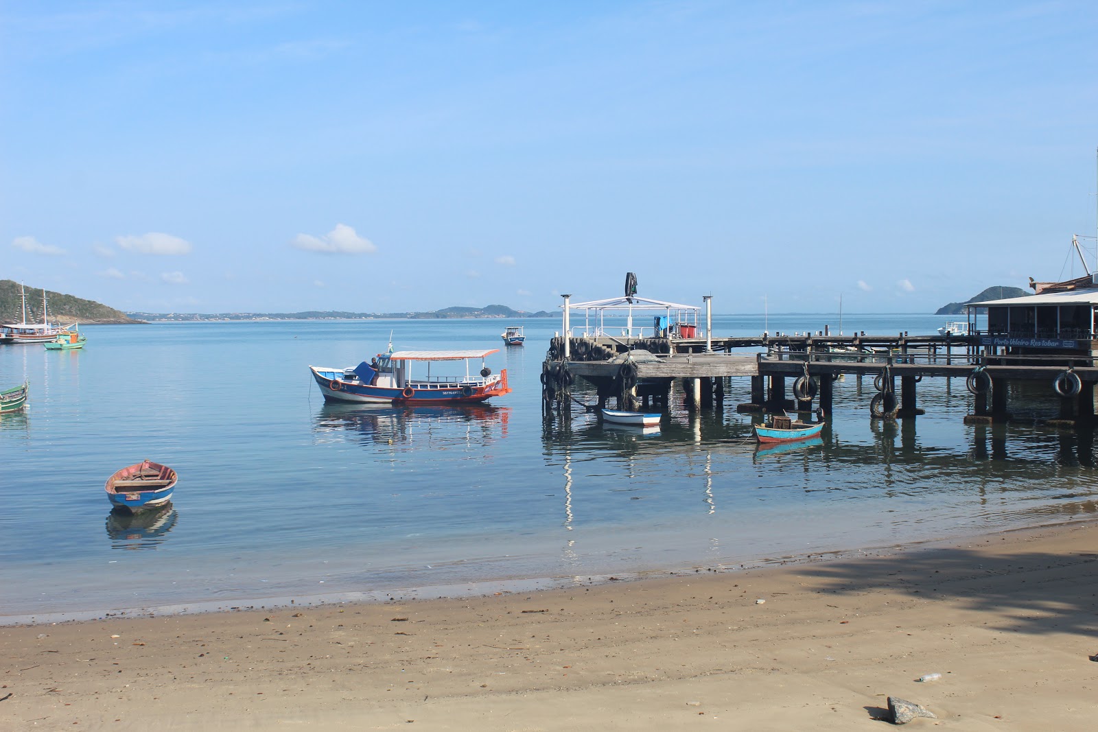 Foto von Praia da Armacao wilde gegend