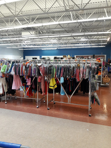 Thrift Store «Goodwill Store», reviews and photos, 3270 29th St SE, Kentwood, MI 49508, USA