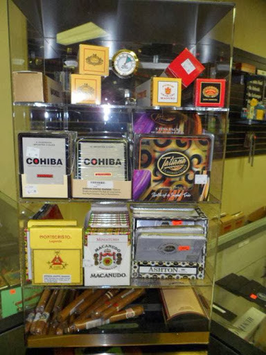Tobacco Shop «Paradise Island Smoke Shop», reviews and photos, 3316 Snapfinger Rd, Lithonia, GA 30038, USA