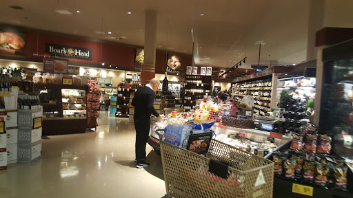 Grocery Store «Safeway», reviews and photos, 525 El Camino Real, Millbrae, CA 94030, USA