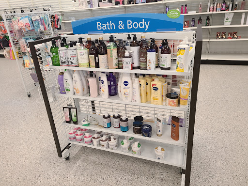 Clothing Store «Ross Dress for Less», reviews and photos, 3401 Raleigh Rd Pkwy W, Wilson, NC 27896, USA