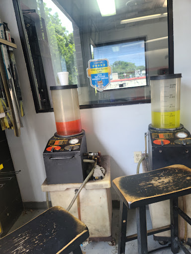 Car Wash «SuperShine Car Wash», reviews and photos, 600 N Carrier Pkwy, Grand Prairie, TX 75050, USA