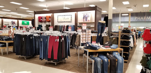 Grocery Store «Fred Meyer», reviews and photos, 18805 US-2, Monroe, WA 98272, USA