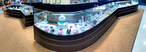 Jewelry Store «Facet Jewelry Music & Pawn - Milford», reviews and photos, 505 Chamber Dr, Milford, OH 45150, USA