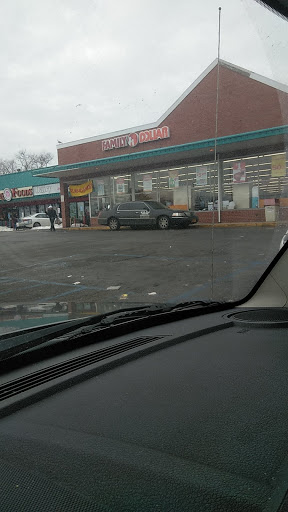 Dollar Store «FAMILY DOLLAR», reviews and photos, 58 E Suffolk Ave, Central Islip, NY 11722, USA