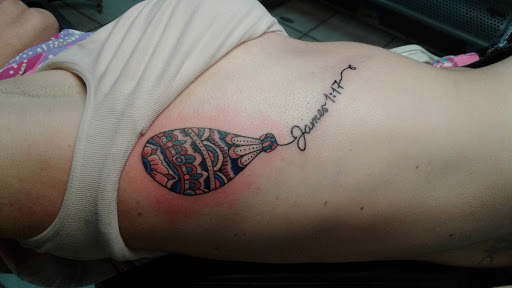 Explore simple hawaii tattoo ideas, creative tattoo ideas in Bradenton, available at Memory Lane Tattoo Co.