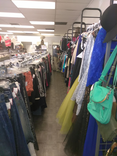 Consignment Shop «The Garment Exchange, Resale Consignment Store», reviews and photos, 15062 San Pedro Ave, San Antonio, TX 78232, USA