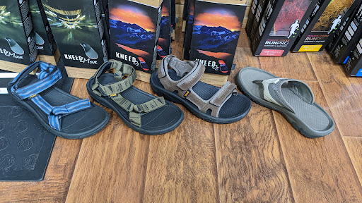 Sporting Goods Store «Travel Country Outfitters», reviews and photos, 1101 E Altamonte Dr, Altamonte Springs, FL 32701, USA