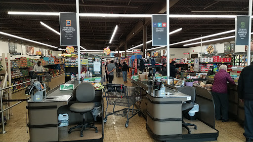 Supermarket «ALDI», reviews and photos, 4833 Oakton St, Skokie, IL 60077, USA