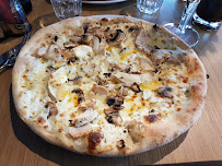 Pizza du Restaurant italien CAMAROSA à Villeneuve-la-Garenne - n°20