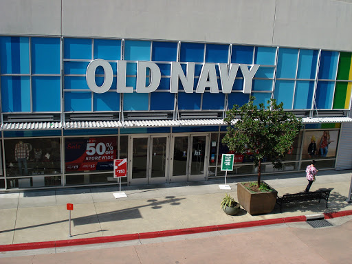 Clothing Store «Old Navy», reviews and photos, 5625 Bay St, Emeryville, CA 94608, USA