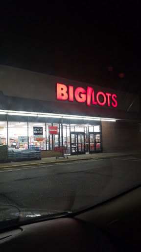 Discount Store «Big Lots», reviews and photos, 501 Montauk Hwy, West Babylon, NY 11704, USA