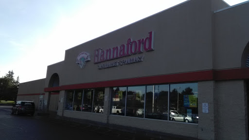 Grocery Store «Hannaford Supermarket», reviews and photos, 1122 Mohawk St, Utica, NY 13501, USA