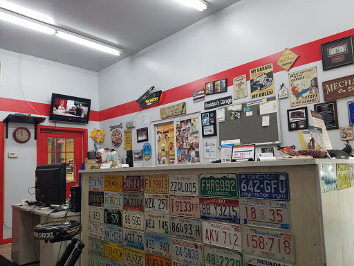 Used Tire Shop «Ace Tire & Auto Services», reviews and photos, 1761 S River Rd, St Charles, MO 63303, USA