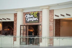 Olive Garden | Altaplaza image