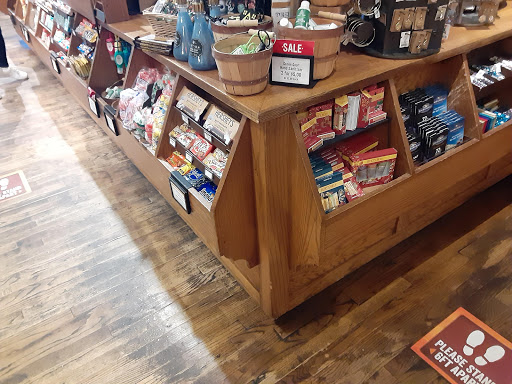 American Restaurant «Cracker Barrel Old Country Store», reviews and photos, 1240 NJ-73, Mt Laurel, NJ 08054, USA