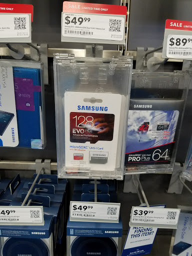 Electronics Store «Best Buy», reviews and photos, 2833 W Ridge Rd, Rochester, NY 14626, USA