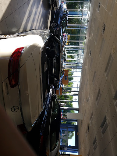 Mercedes Benz Dealer «Mercedes-Benz of Syracuse», reviews and photos, 5433 N Burdick St, Fayetteville, NY 13066, USA